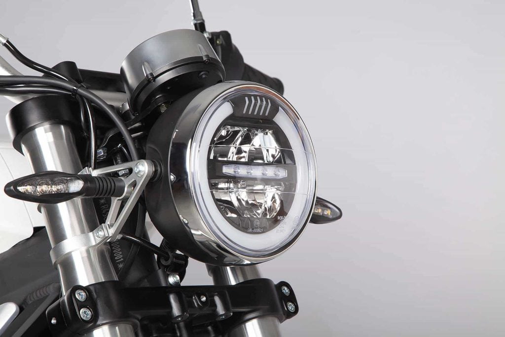 Horwin CR6 LED headlamps with indicators